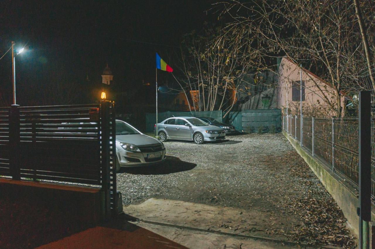 Belle View Apart Hotel Turda Bagian luar foto