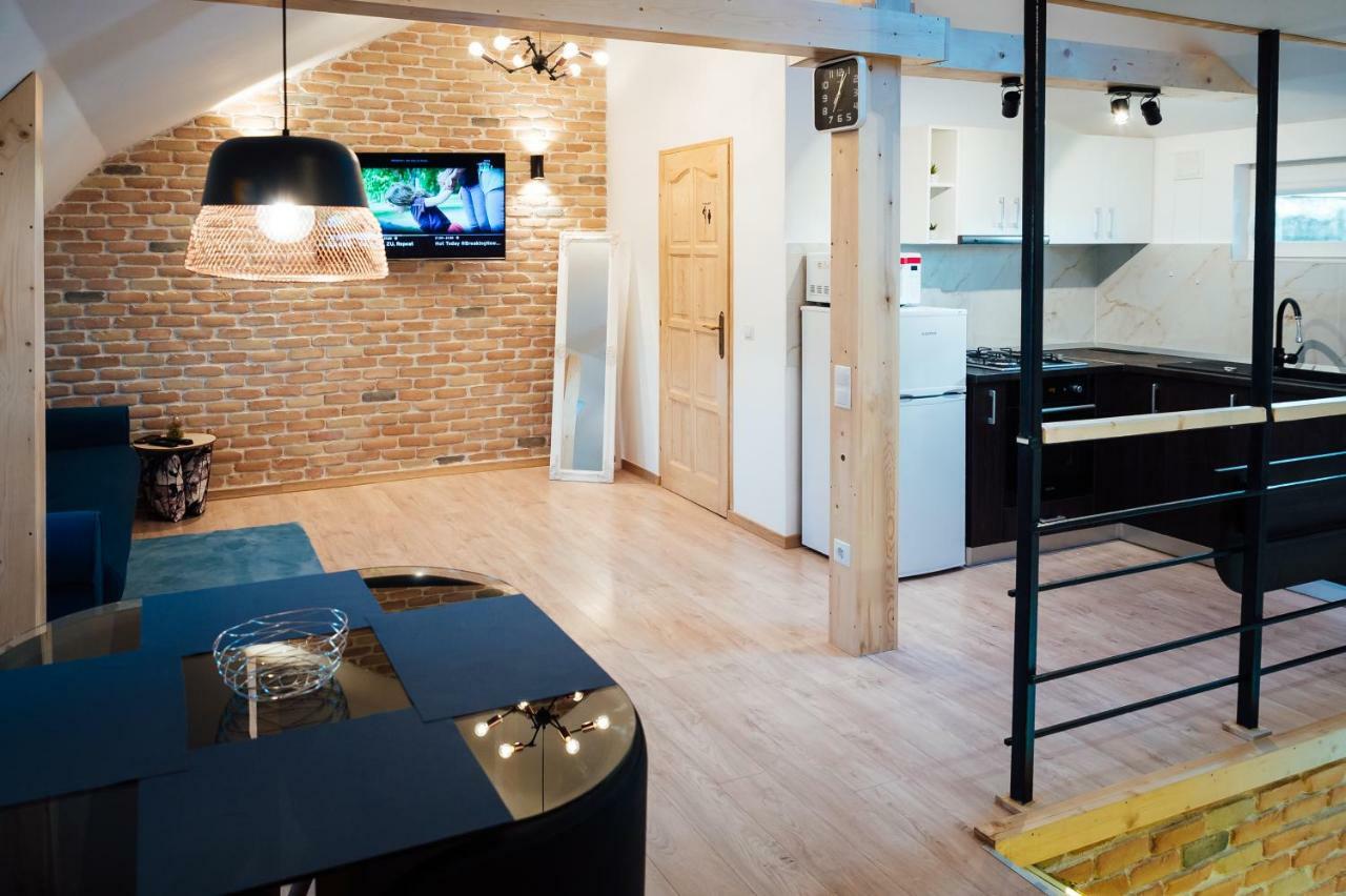 Belle View Apart Hotel Turda Bagian luar foto
